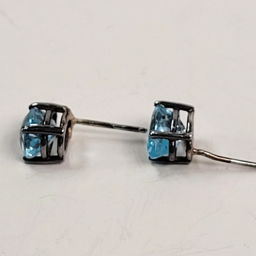 925 Sterling Blue Spinel Stud Earrings Pear Cut Light‎ Blue 9mm